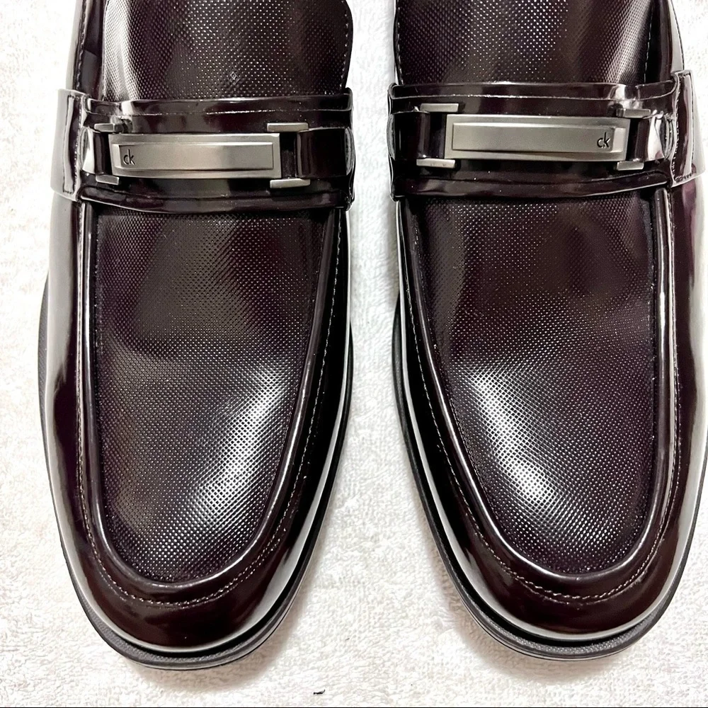 NEW Calvin Klein Dale Chocolate Patent Moc Toe Dress Shoes mens size 11